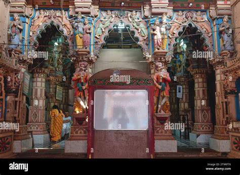 Lakshmi Narayan Laxminarayan Temple In Bhuleshwar Rd Mumbai India