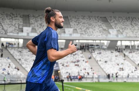 Girondins Andy Carroll Se Livre Sur Son Arriv E Bordeaux Et Sa