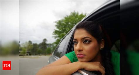 Bigg Boss Tamil Evicted Contestant Reshma Pasupuleti Lends Support