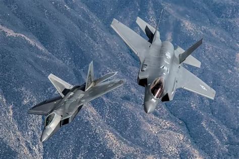 Adu Spek F 35 Vs F 22 Raptor Dua Jet Tempur Siluman Generasi Kelima