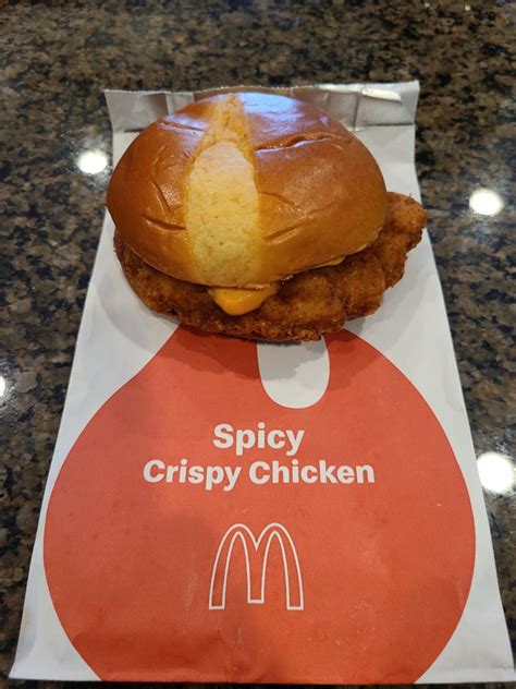 Is Mcdonalds Spicy Crispy Chicken Sandwich Spicy Hot Sauce By