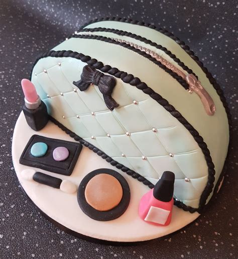 Make Up Bag Cake Bag Cake Birthday Celebration Celebration Cakes