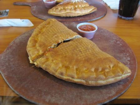 calzone pizza hut