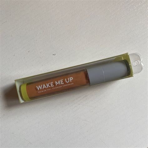 SOMETHINC WAKE ME UP HD Blur High Coverage Concealer Shade Orange On