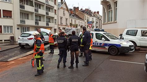 Côte d Or Faits divers Dijon spectaculaire accident rue Jacques