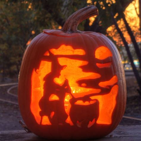 Easy Pumpkin Designs Scary How To Create Spooky Jack O Lanterns In