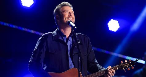 Blake Shelton Announces Friends and Heroes 2021 Tour - Country Now