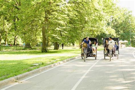 Nyc Central Park Celebrity Homes Film Spots Pedicab Tour Getyourguide