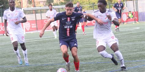 National 2 Le RC Pays de Grasse simpose face au FC Chamalières RC