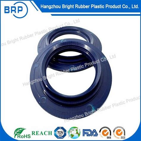 China Customized Metal Frame Fkm Nbr Automobile Oil Seal Tc Rubber Fkm