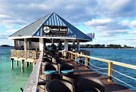 Lukka Kairi Waterfront Bar Grill Nassau Bahamas Seasonedtraveler Ca