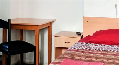 Habitacion individual con baño privado Casa de Hombres Gays para Hombres Gays Lugar Gay de