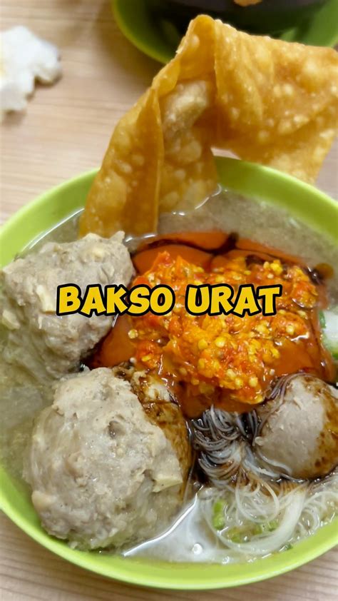 Hans Kalo Ujan Enaknya Makan Apa Udah Pasti Bakso Dong🤤 Baksourat