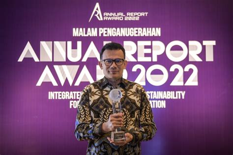 Laporan Keuangan Terbaik Bank BTN Raih Juara I Annual Report Award