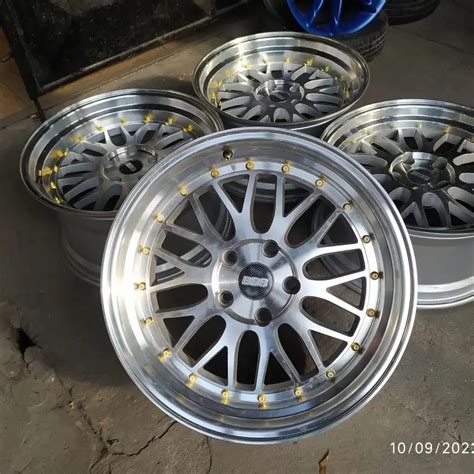 Velg Mobil Bbs Lm R Pcd X Aksesoris Mobil Di Carousell