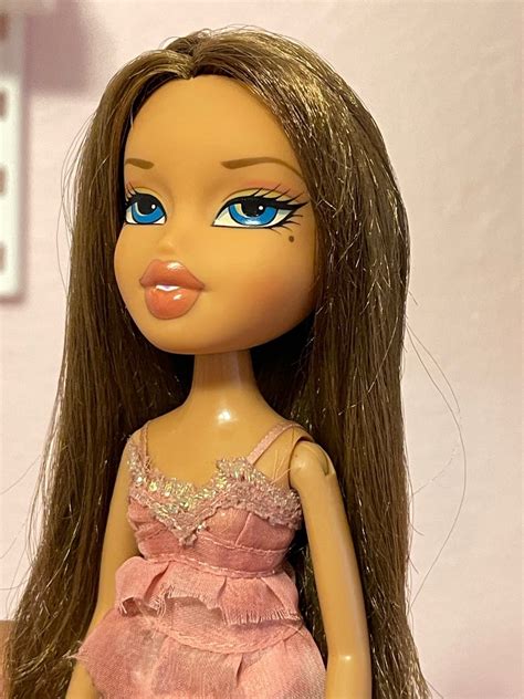 Bratz Back To School Yasmin Doll Save 56