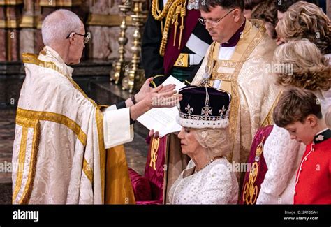 Reina Coronada Fotograf As E Im Genes De Alta Resoluci N Alamy