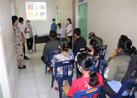 Penyuluhan Tuberculosis Tbc Di Rsud Dr M Thomsen Nias Mendukung