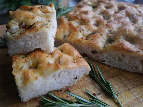 Rosemary And Garlic Focaccia Recipe Dees Little Kitchn