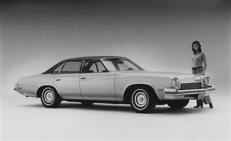 Buick Century Collonade Hardtop Sedan 1973