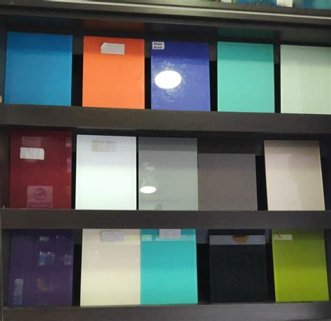 Glossy Saint Gobain Lacquered Glass For Office Size 8 X 6 Inch At Rs