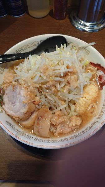 『小ラーメン』豚山 横浜西口店のレビュー ラーメンデータベース