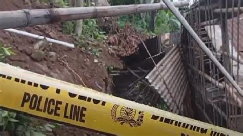 Turap Penahan Tebing Longsor Di Tegal Timpa Rumah Penghuni Tewas