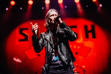 Slash Myles Kennedy Der Guns N Roses Gitarrist Mit Myles