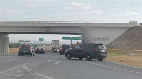 Hallan Cuerpo Colgado En Puente En La Autopista Monterrey Nuevo Laredo