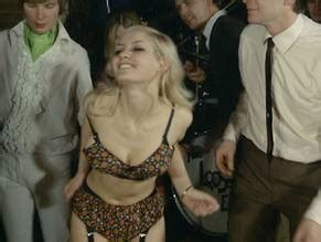 DONNA READING Nude AZNude