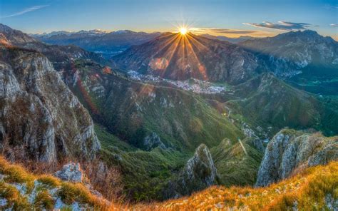 Mountain Valley At Sunrise Wallpapers Wallpaper Cave