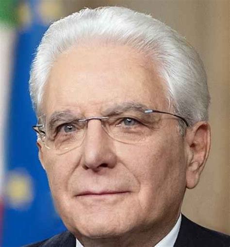 Cerimonia A Bari Commemorazione E Cultura Con Il Presidente Della
