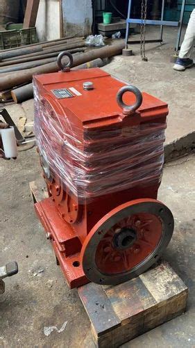 Sae Ph Ac And Pha C Horizontal Type Helical Gearbox At Rs