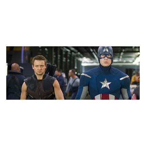 Gavião Arqueiro Jeremy Renner é um dos seis Vingadores da Marvel