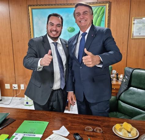 Pr Candidato Ao Senado Paulo Eduardo Martins Destaca Apoio De Jair