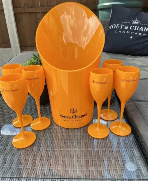 Veuve Clicquot Champagne Ice Bucket Flutes New And Unused Orange Ice