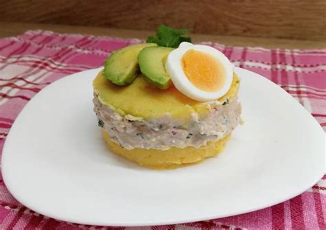 Causa limeña típica peruana (ensaladilla) Receta de Fini Bautista ...