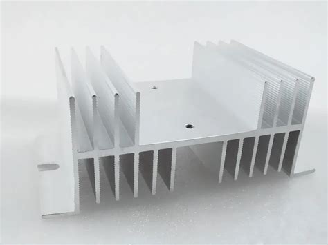 Single Phase Solid State Relay Radiator M Shaped 60a 80a 100a Type