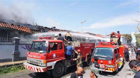 Kalakhar Bpbd Jabar Kebakaran Rsud Dr Slamet Garut Sudah Padam