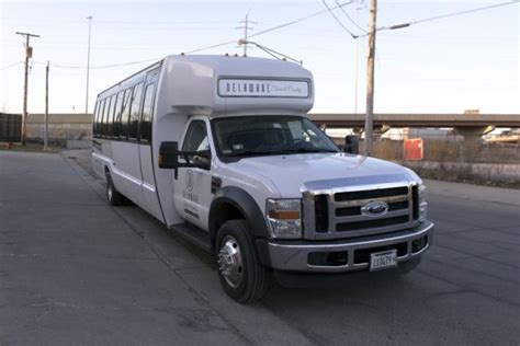 2008 Ford F550 Xlt 28 Passenger Mini Bus Super Duty Diesel Krystal Koach 33d