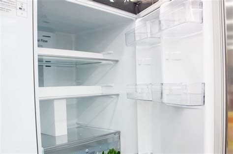 Суперсредство для идеально чистого холодильника: не оставляет и следа ...