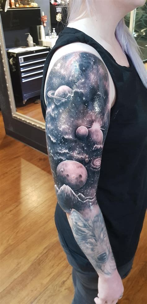 Space Tattoo Upper Arm At Saramorabito Nel 2024 Tatuaggi Galassia