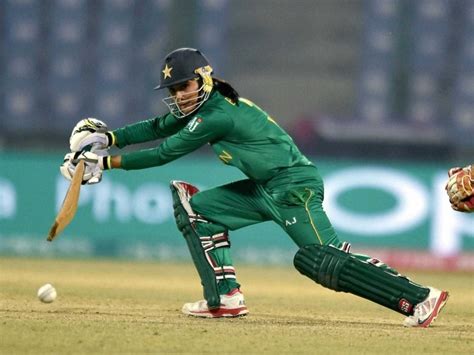 World T20 Commanding Pakistan Women Defeat Bangladesh By Nine Wickets