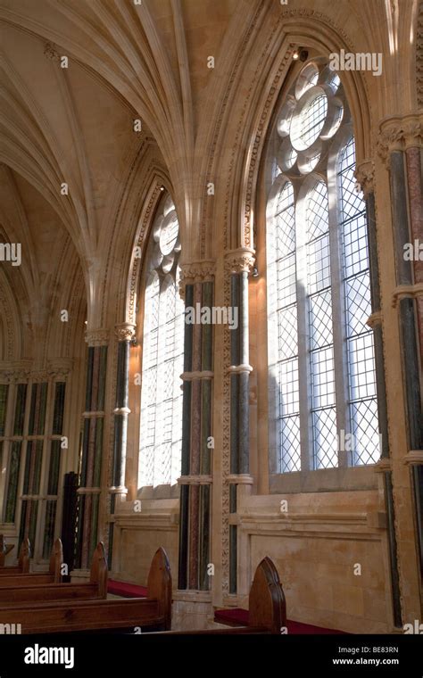 Kylemore Abbey Chapel Hi Res Stock Photography And Images Alamy