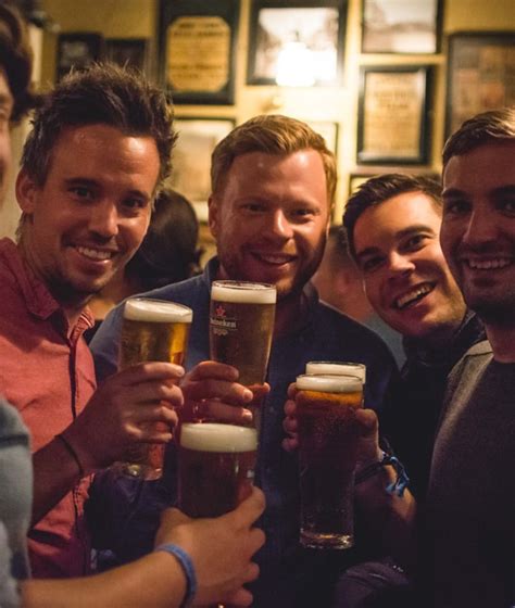 Dublin Pub Crawl. Backpacker Night Out | Pubcrawl Tours