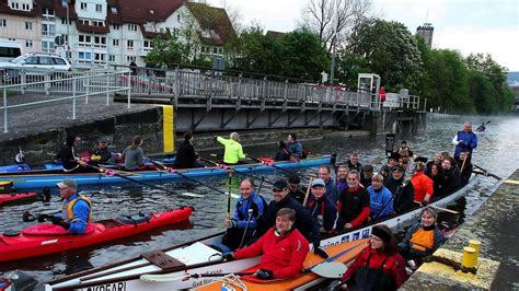 Wassersportler Bei Wesermarathon Des M Ndener Kanu Clubs