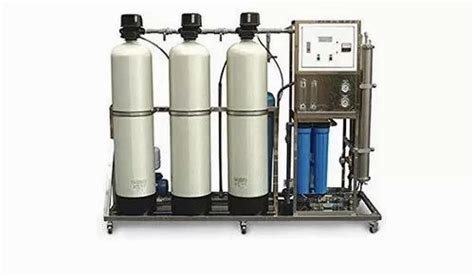 Frp Aqua World Reverse Osmosis Plant For Industrial Ro Capacity