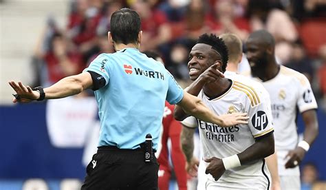 Vinicius s a dus direct la cameră și a exclamat Acest arbitru este