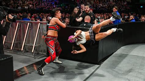 Bayley Vs Chelsea Green Wwe Women S Title Match Clash At The Castle