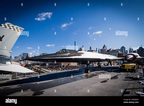 Vista De Un Lockheed A 12 El Predecesor De La Sr 71 Blackbird En La